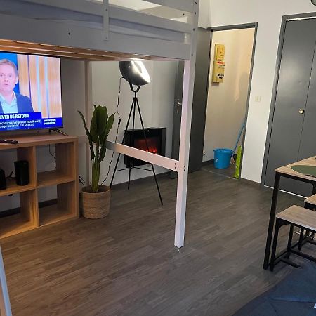 Studio Les Izards Les Angles  Esterno foto