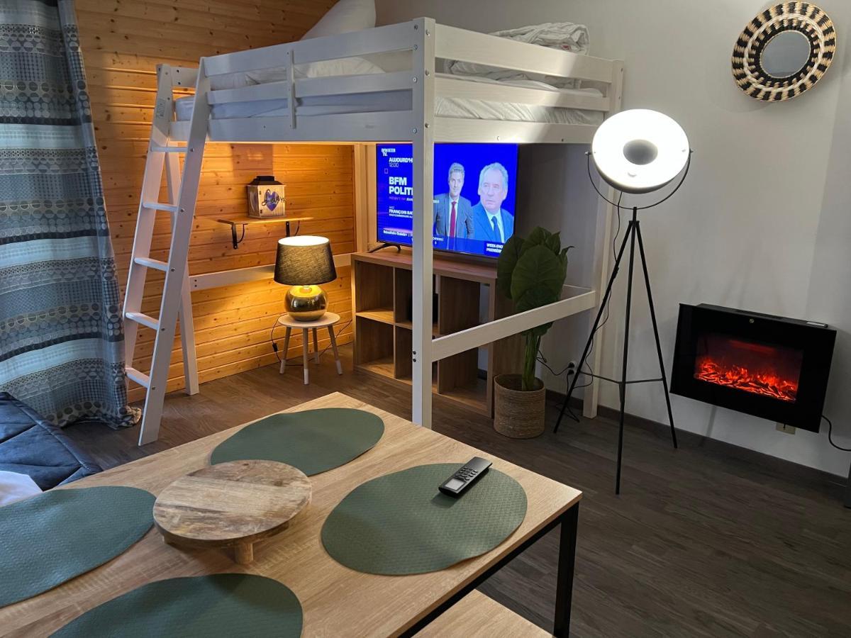 Studio Les Izards Les Angles  Esterno foto